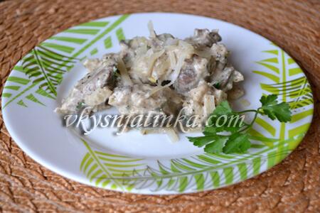 Как жарить куриную печень со сметаной - рецепт и фото