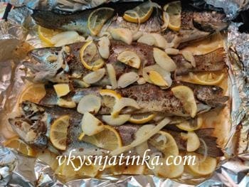 Радужная форель в духовке