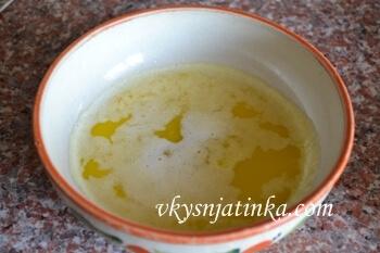 Сливочное масло растопить