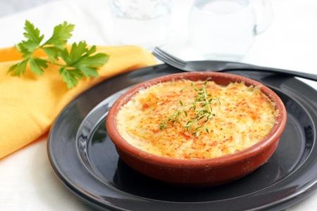 Рыбная запеканка из картофеля с сыром - рецепт и фото