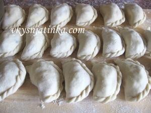 Сырые вареники с картошкой и салом