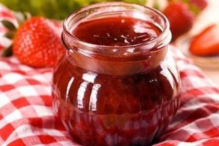 Клубничный джем без сахара на зиму с медом - рецепт и фото