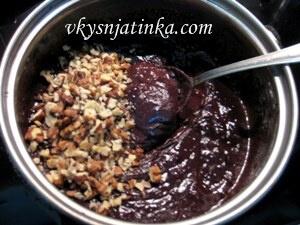 Шоколадная масса с орехами