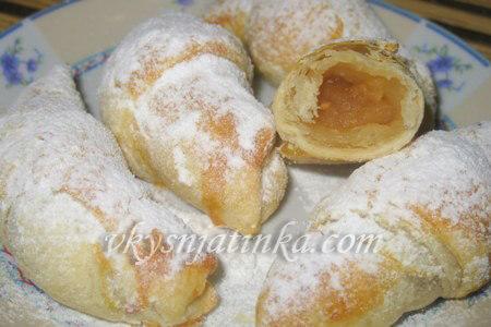 Круассаны из готового слоеного теста - рецепт и фото