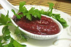 Клюквенный соус к мясу - фото