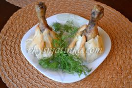 Куриные ножки в слоеном тесте в духовке