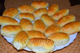 Пирожки с луком и яйцом