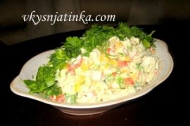 Салат с крабовыми палочками и зеленью