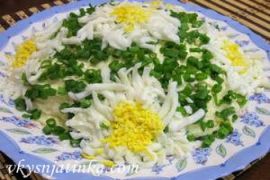 Салат с курицей «Хризантема»