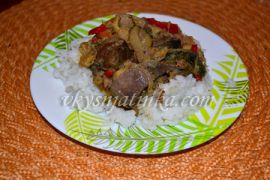 Жареная куриная печень с луком