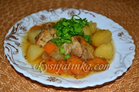 Картошка с мясом в мультиварке - фото