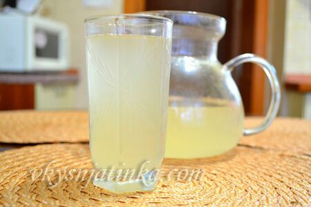 Компот из ревеня - фото