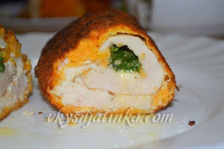 Котлеты по-киевски с маслом и зеленью - фото
