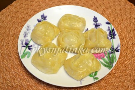 Сочные манты из свинины в мультиварке на пару - фото