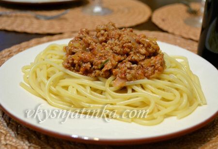 Спагетти болоньезе - фото